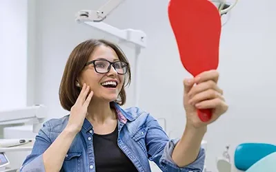 Blogs 2 The Smile Checklist: Are You Ready for a Confidence Boost?